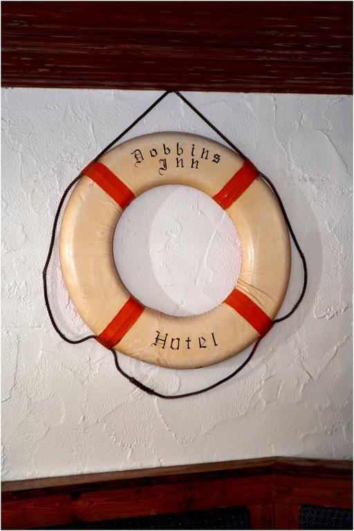 Dobbins Inn Carrickfergus Exterior photo